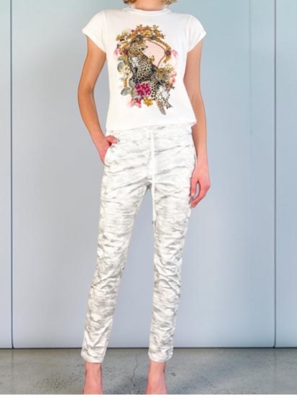 New! BEVY FLOG Shely White Shiny Camo Drawstring Pants